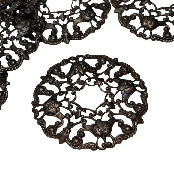 6 Large Filigree Ornate Wreath Pendant Finding Stamping Antique Bronze Tone - Picture 1 of 4